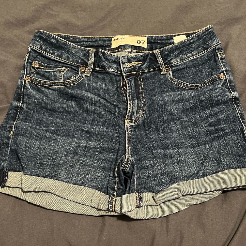 Cuffed denim jean shorts